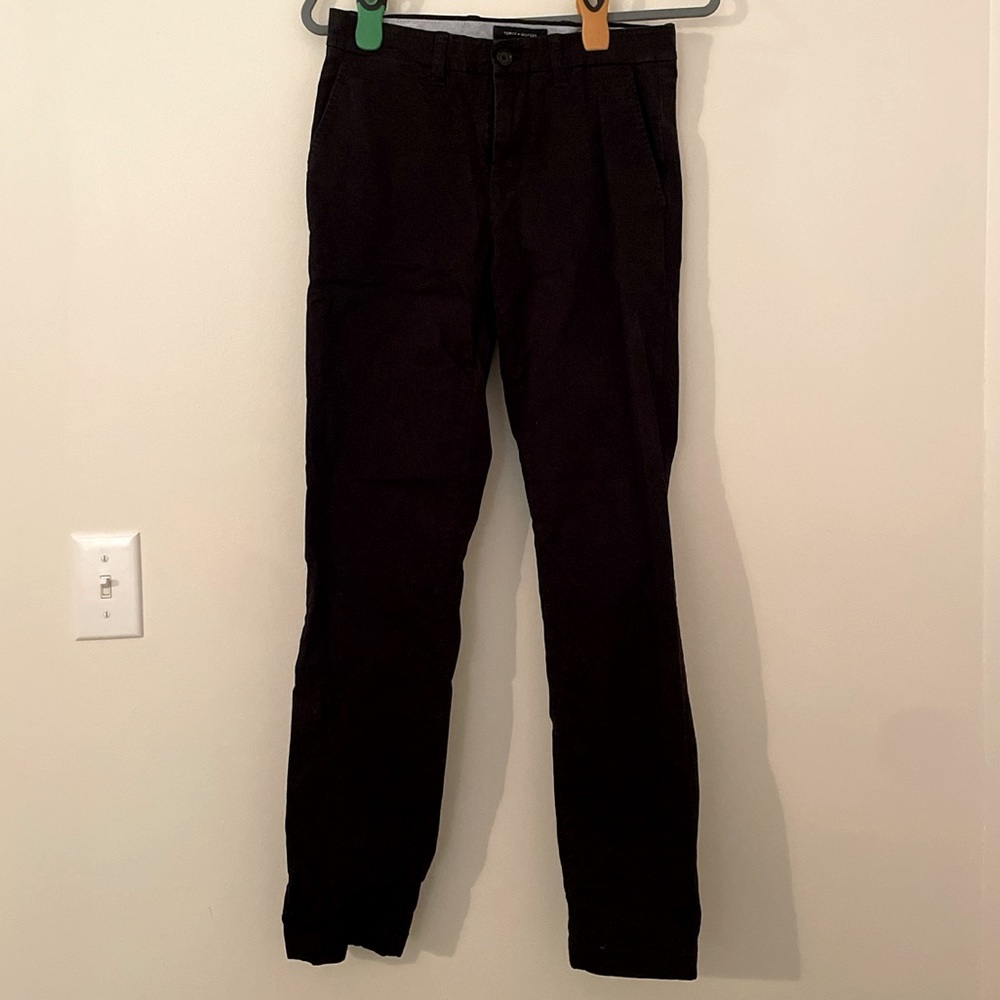 Men’s Tommy Hilfiger slim fit black dress pants, 28”W and 32”inseam